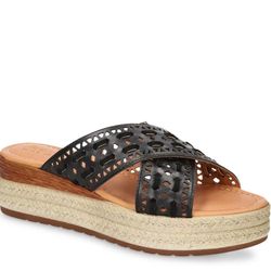 Bella Vita Exa-Italy Platform Sandal