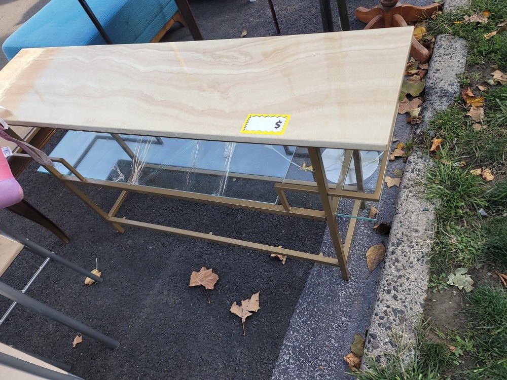Beautiful Entry Table With Two Shelves