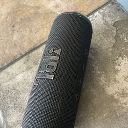 JBL Bluetooth Speaker Flip 6
