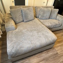 Ashley Lindyn Couch