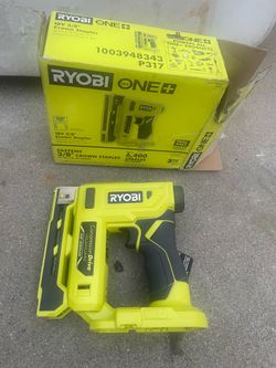 RYOBI ONE+ 18V Compression Drive Cordless 3/8 in. Crown Stapler