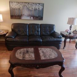Great Leather Furniture Set With Full Of Coffee Table