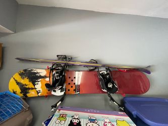 snowboard with bindings