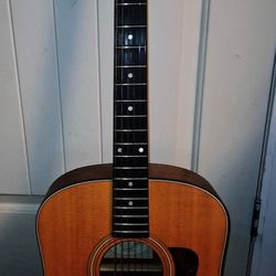 Taylor (2001) Acoustic Guitar