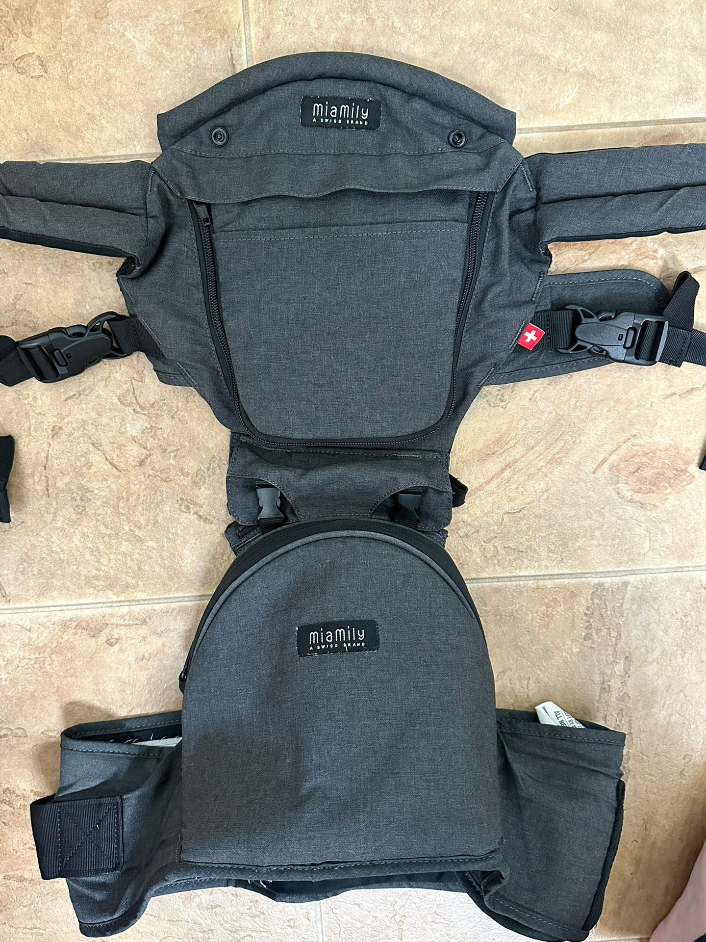 Miamily Hipster Plus Baby Carrier With Infant Insert