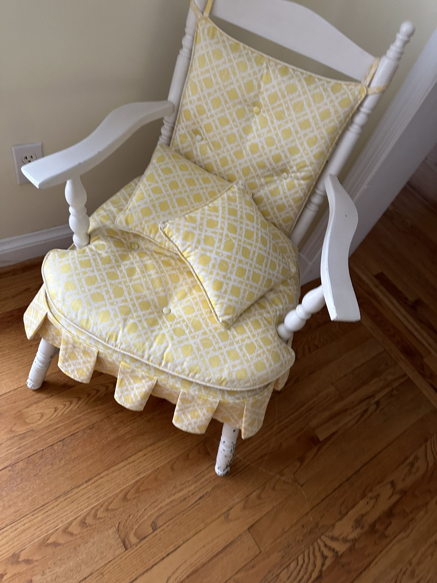 Free Beautiful Chair