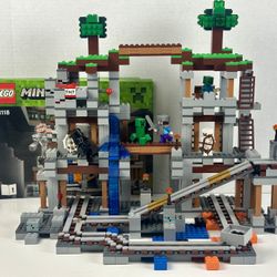 LEGO Minecraft The Mine