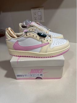 TRAVIS SCOTT LOWS PINK