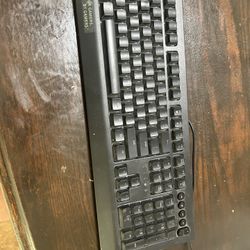 Razer Keyboard and Logitech Mouse 