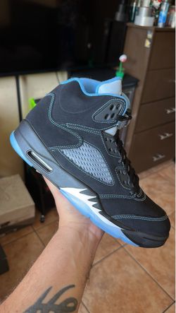 Air Jordan 5 UNC Blue Size 9.5m