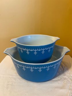 Pyrex Blue Snowflake Garland Casserole Bowls Set of 2