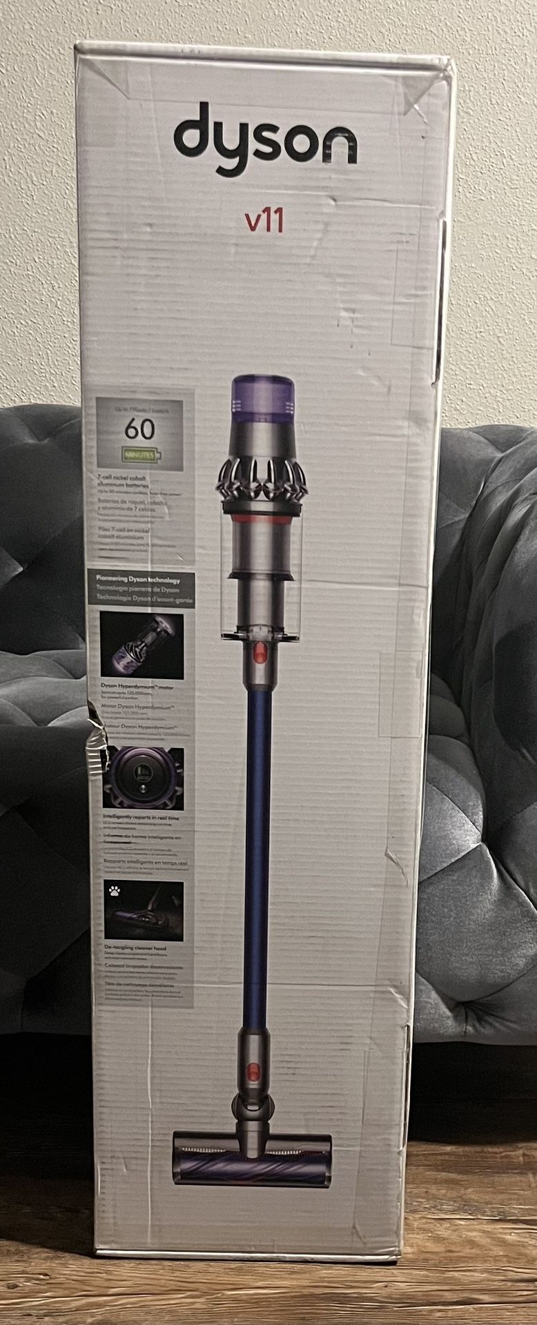 Dyson V11