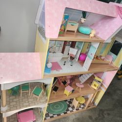 Casa De Muñecas Gigante