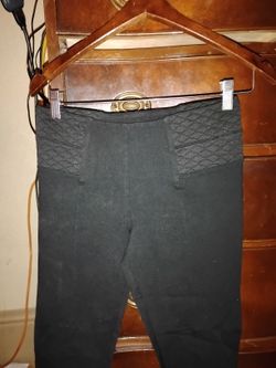 Tummy Control Ladies Leggings. Size Medium 