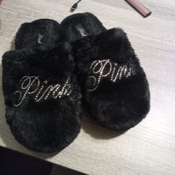Victoria's Secret PINK Slippers Size 7/8