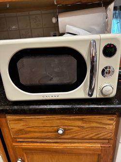 New, Galanz Retro Countertop Microwave Oven