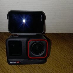 Insta 360 Ace Pro