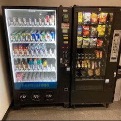 Combo Vending Machine With Credit Card Reader