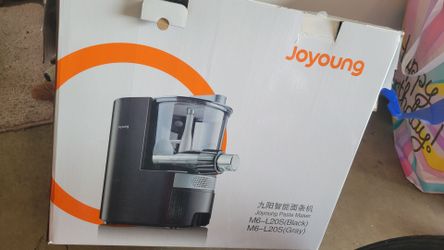 noodle maker