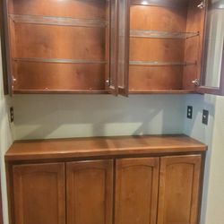Cabinets Lights With Glass Doors And Shelves.