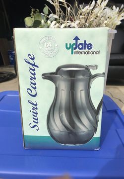 Swirl carafe