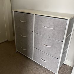 Dresser / Storage Chest