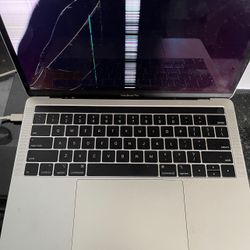 MacBook Pro 2019 (Damaged Screen)