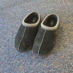 Black Tasman Uggs Size 9 Men's 