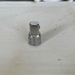 Snap on A2A 3/8@ Drive To 1/2” Adapter