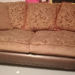 Who Needs Some Couches , In Good Condition