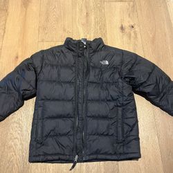 The North Face 550 Puffer Jacket Youth Large