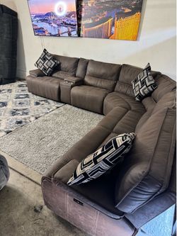 * Like New * Ashley furniture 6pc electric Modular sectional recliner sofa ( Free Delivery )