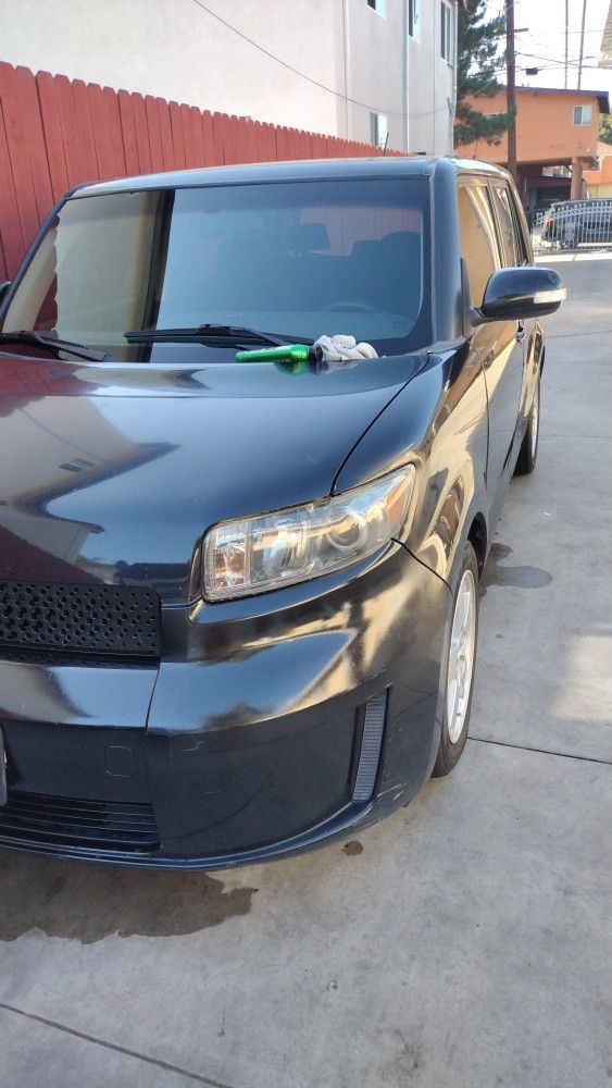 2008 Scion xB