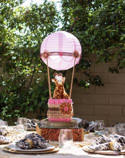 Safari center pieces 8 total