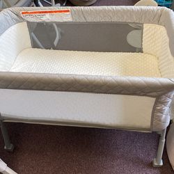 Air Club Grey Bassinet 