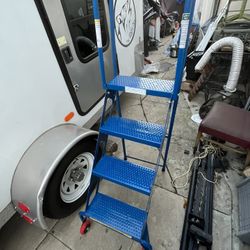 Folding Platform Ladder