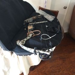 Diamond Bow By Bow Tech. Brand New. Never Shot.