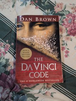 The Da Vinci Code by Dan Brown Paperback