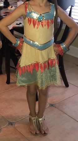 Pocahontas Costume size 4-5