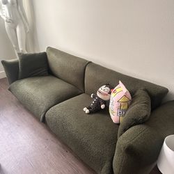 Green 2 seat couch