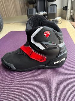 Ducati jacket plus shoes