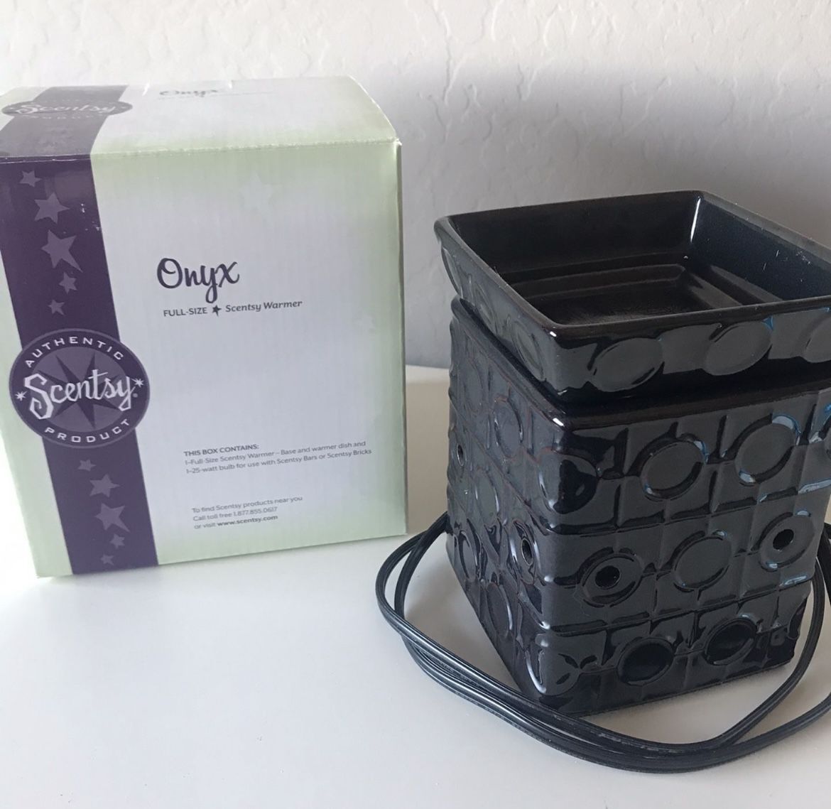 Onyx Full-size Scentsy Warmer Bundle