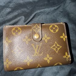  LOUIS VUITTON  Monogram Viennois Kisslock