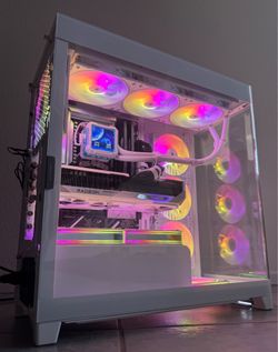 Corsair White 4500X Gaming PC ~ Ryzen 7 9800X3D + RX 9070 XT 16GB OC