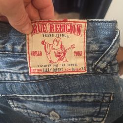 VINTAGE HARD TO FIND EXCELLENT CONDITION SOUGHT AFTER True Religion Jeans