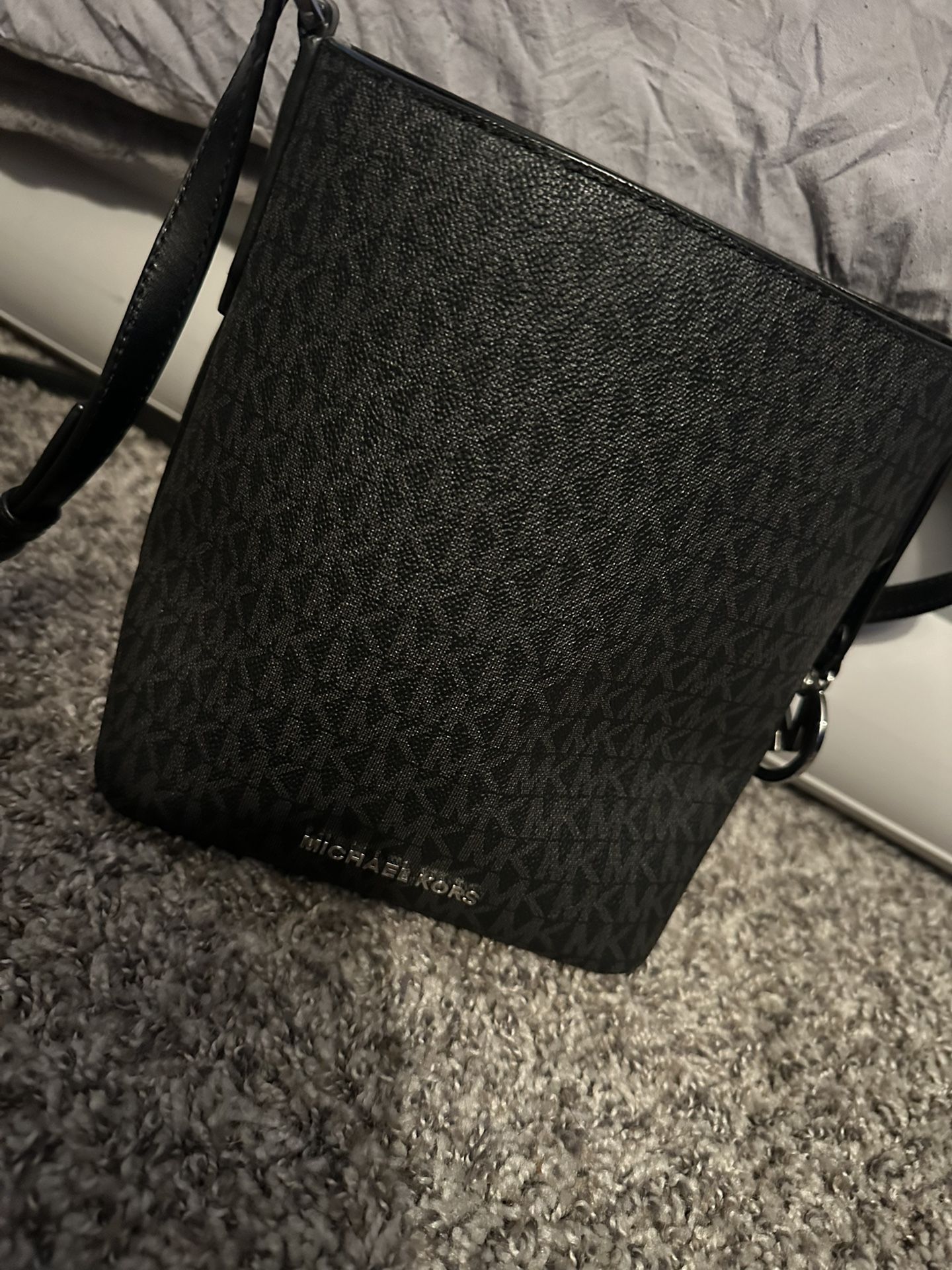 Michael Kors Crossbody Bag