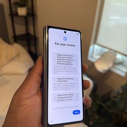 Samsung Galaxy Fold 4 256GB Unlocked