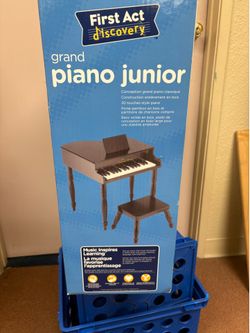 Junior Grand Piano First Discovery Act