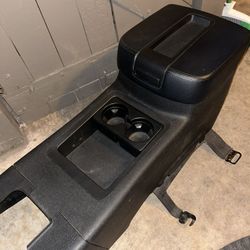 Center Console 07-13 Chevy Silverado Or Tahoe 