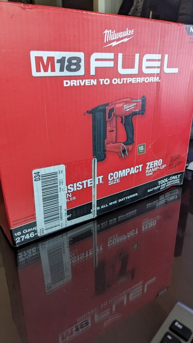Milwaukee 18G Brad Nailer - Model 2746-20